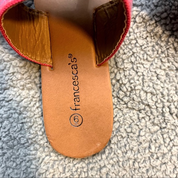 🦙🦙Francesca’s Thong Sandals🦙🦙 - Picture 2 of 5